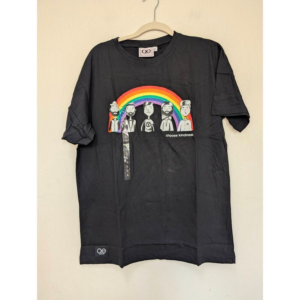 Queer Eye Mens Rainbow Pride Choose Kindness Graphic T-shirt Black Large NWT